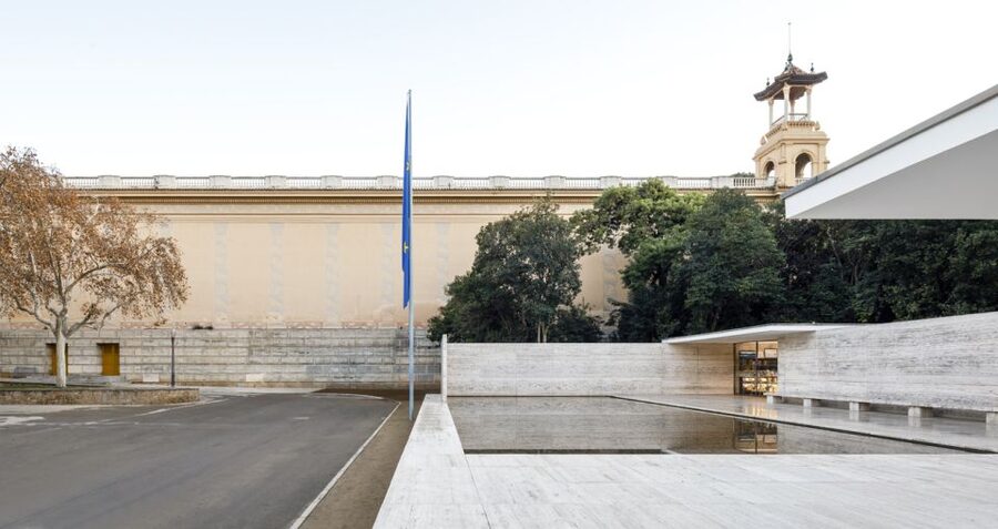 Barcelona: Mies van der Rohe Pavilion Ticket and Audio Guide - Reading the materials, from Alps to Tinos