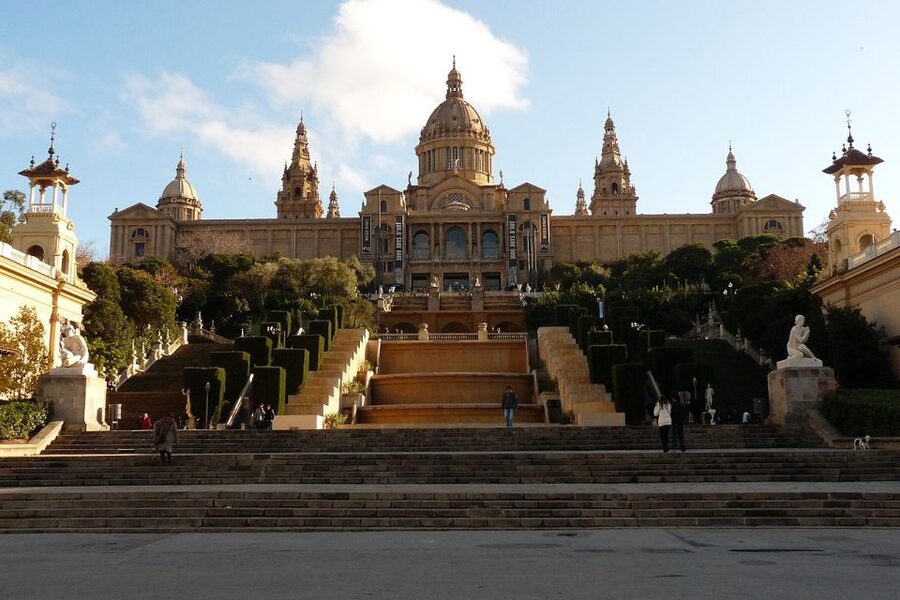 Barcelona: Montjuïc Cable Car Ticket with Audio Guide - Should you book the Montjuïc Cable Car package?