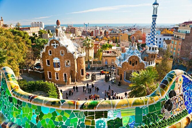 Barcelona: Reserved Group Entrance to Park Güell with Audio Guide - Key points to know before booking