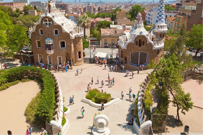 Barcelona: Reserved Group Entrance to Park Güell with Audio Guide - The audio guide problem you should plan around