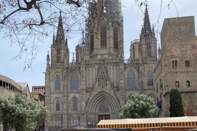 Barcelona Self-Guided Murder Mystery Tour by the Cathedral of Barcelona - What $22.11 gets you