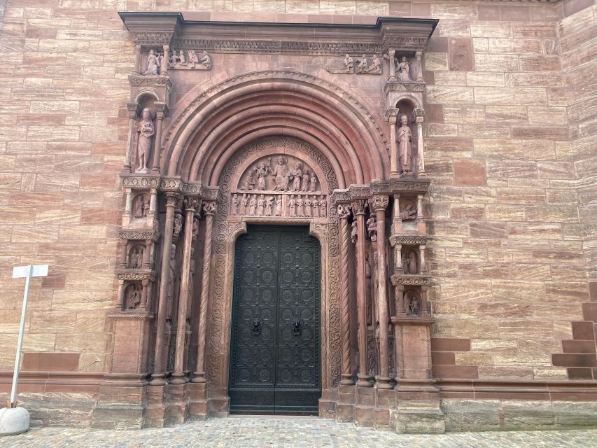 Basel's Portrait: Self-Guided Audio City Tour - Key points at a glance