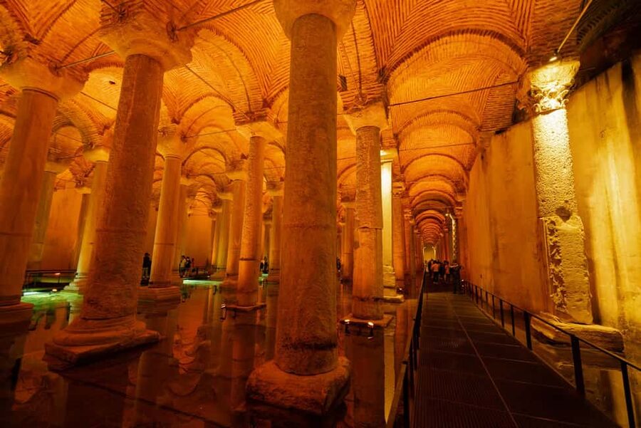 Basilica Cistern Guided Tour & Blue Mosque Audio Guide - Using the Blue Mosque audio guide