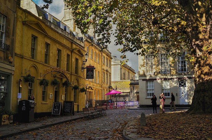 Bath Bridgerton walking tour of filming location with Mobile App - Price, pace, and practical value