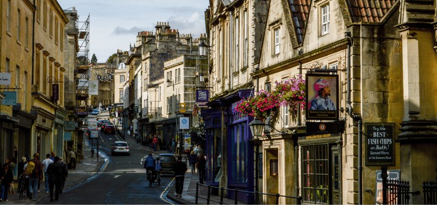 Bath: Bridgeton Walking Tour with an APP - Holburne Museum and a wider view of Bath