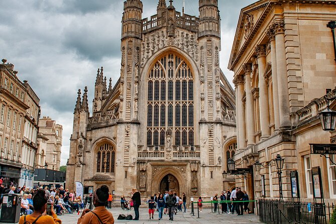 Bath Tour App, Hidden Gems Game and Big Britain Quiz (1 Day Pass) UK - What you can find around Bath