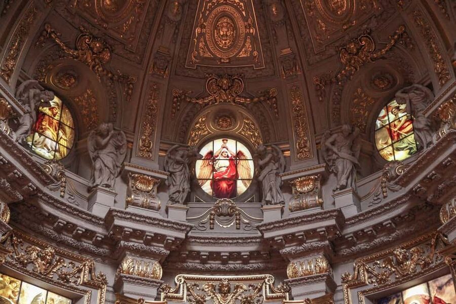 Berlin Cathedral Ticket & Audio Tour with a City Walk - The Hohenzollern Crypt and the cost of royal power