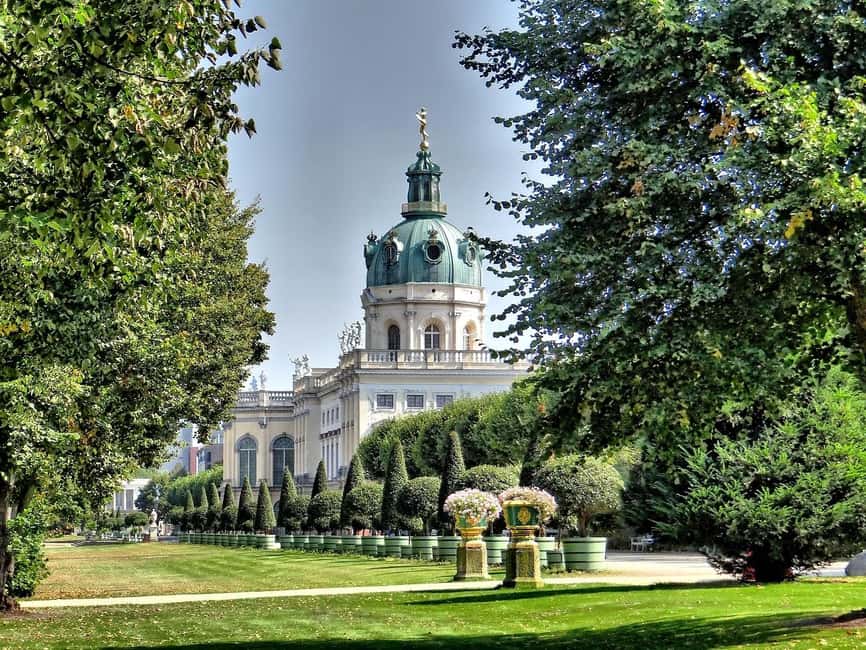 Berlin: Charlottenburg Palace & Gardens Ticket & Audio Tour - Arriving with a phone ticket