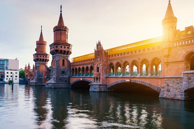 Berlin Highlights Self guided scavenger hunt and Walking Tour - Starting at Alexanderplatz
