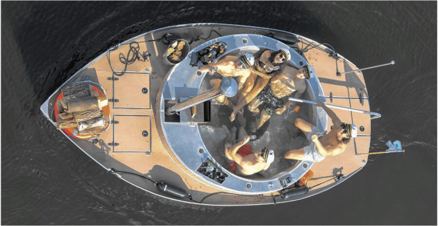 Berlin: Self-drive hot tub boat experience - What to bring and what to buy
