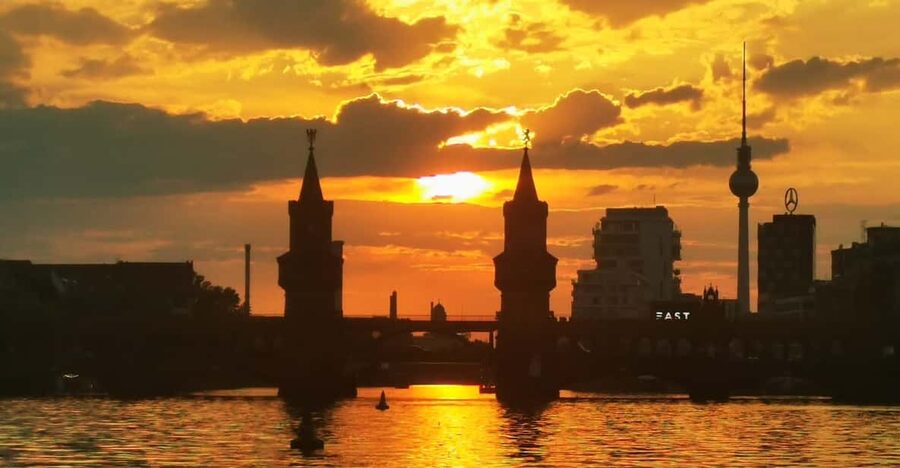 Berlin: Solar Powered Sunset Catamaran Cruise & Audio Guide - Why Berlin works so well from the Spree