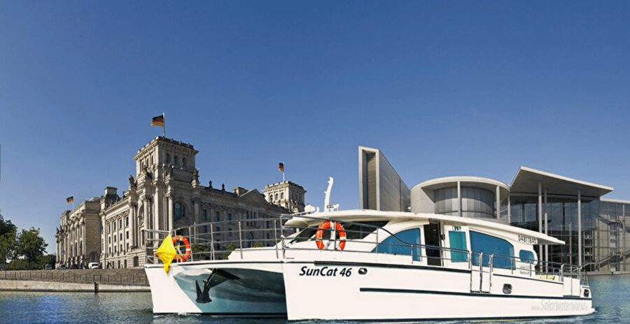 Berlin: Solar Powered Sunset Catamaran Cruise & Audio Guide - Museum Island and Berlin’s government district
