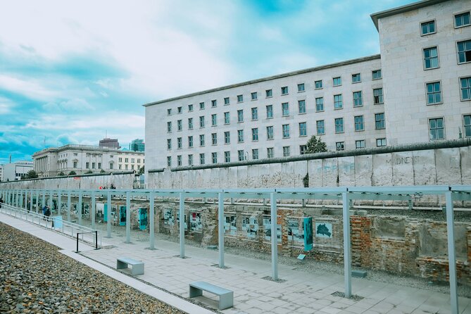 Berlin World War II and Cold War Self Guided Tour via Mobile App - Jewish children saved during the Holocaust