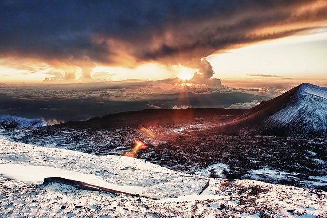 Big Island Adventure Bundle: 5 Epic Audio Driving Tours - Day three: South Point, green sand, and volcanic country