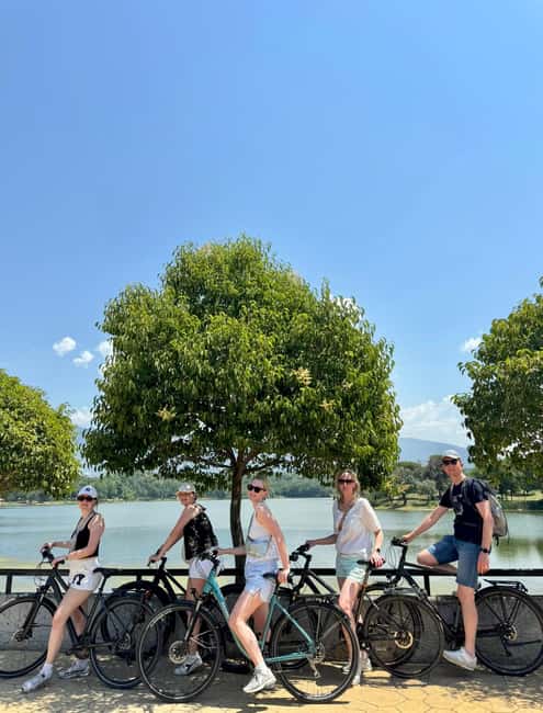 Bike or E-Bike rental Tirana a Self Guided Bike Tour - A simple route through central Tirana