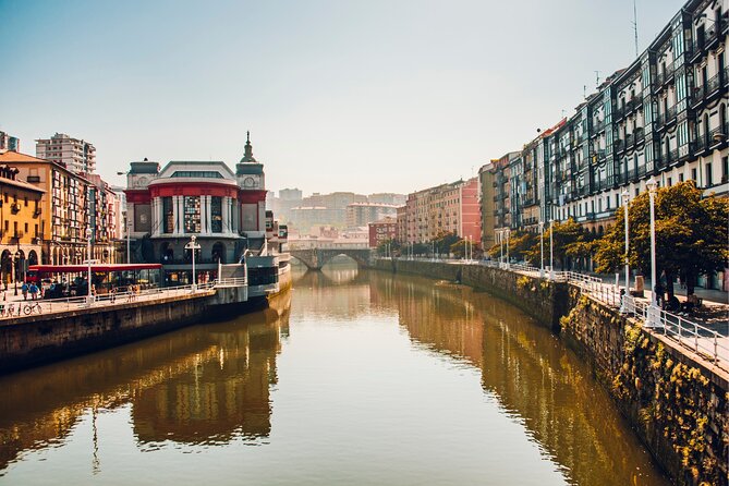 Bilbao Scavenger Hunt and Highlights Self Guided Audio Tour - Stop 3: Puente Zubizuri