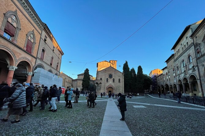 Bologna: A Self-Guided Audio Tour from Porta Galliera to Le Tre Frecce - Bologna’s lost waterways along Canale delle Moline