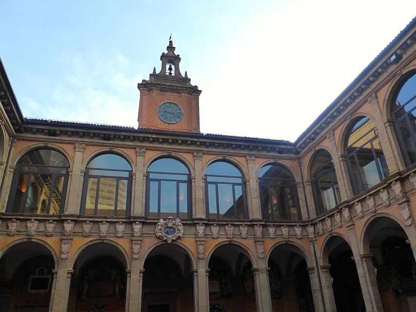 Bologna: Audio-Guided Archiginnasio Visit with Food Tasting - Inside the Anatomical Theatre