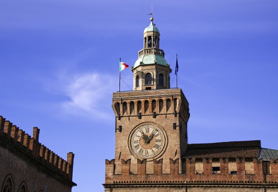 Bologna: Clock Tower Audio Guide and Food Tasting - Why Bologna’s Clock Tower is worth your two hours