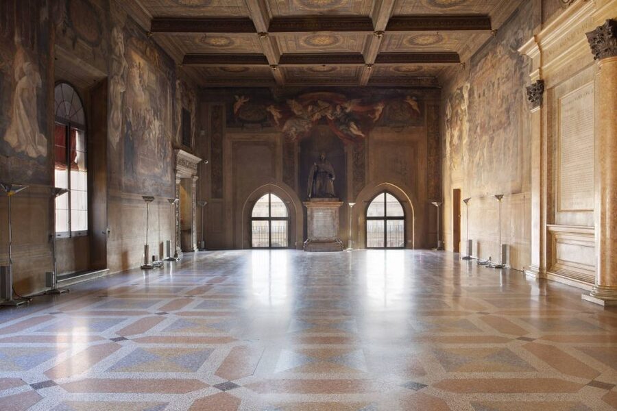 Bologna: Clock Tower Audio Guide and Food Tasting - Inside Palazzo d’Accursio and its art rooms