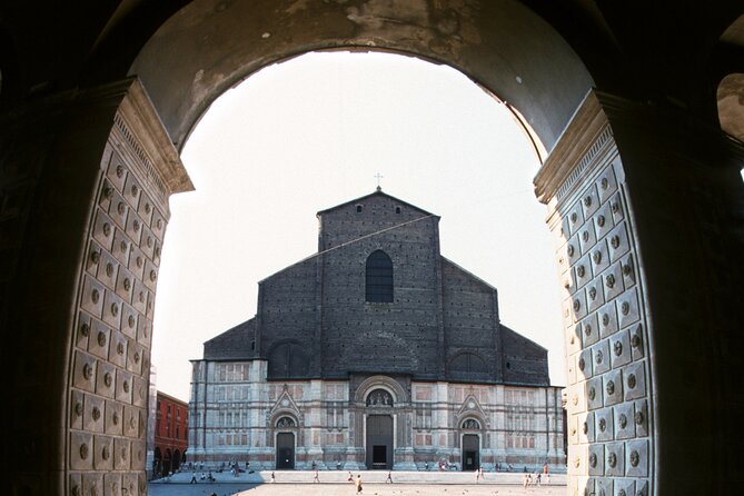 Bologna's Ancient and Recent History: A Self-Guided Audio Tour - Santo Stefano’s Seven Churches
