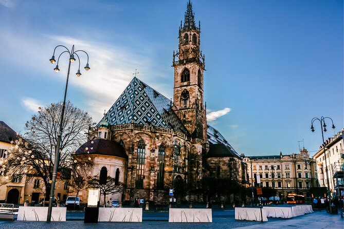 Bolzano Scavenger Hunt and Highlights Self Guided Audio Tour - How the Bolzano City Trail Works