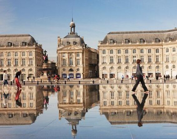 Bordeaux Old Town Secrets: Self-Guided Walking Adventure - Key points before you start