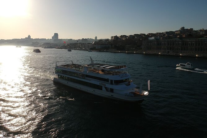 Bosphorus Daytime or Sunset Sightseeing Cruise & Audio Guide - Key points at a glance