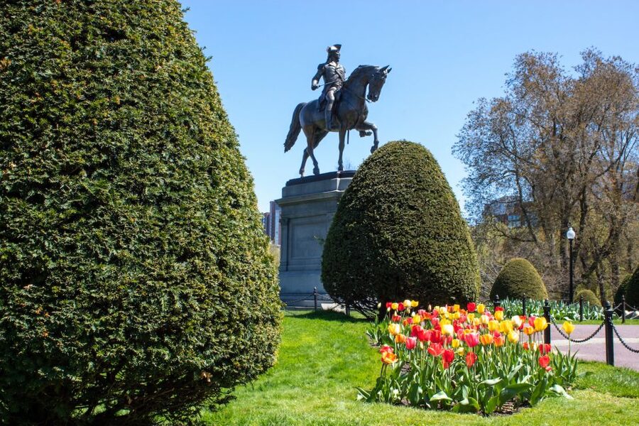 Boston: City History and Highlights Audio App Walking Tour - Key points to know before you walk