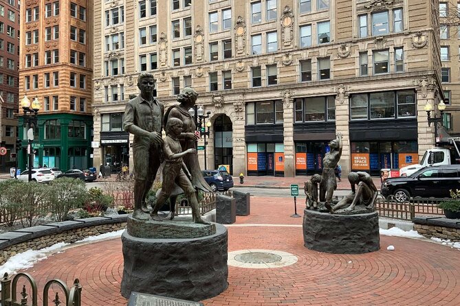 Boston's Freedom Trail: A Self-Guided Tour of All 16 Sites - Start at Boston Common and let the story unfold