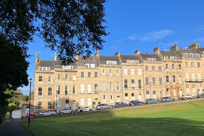 Bridgerton’s Filming Locations in Bath Audio Guide - Crossing the bridge to Lady Danbury’s house