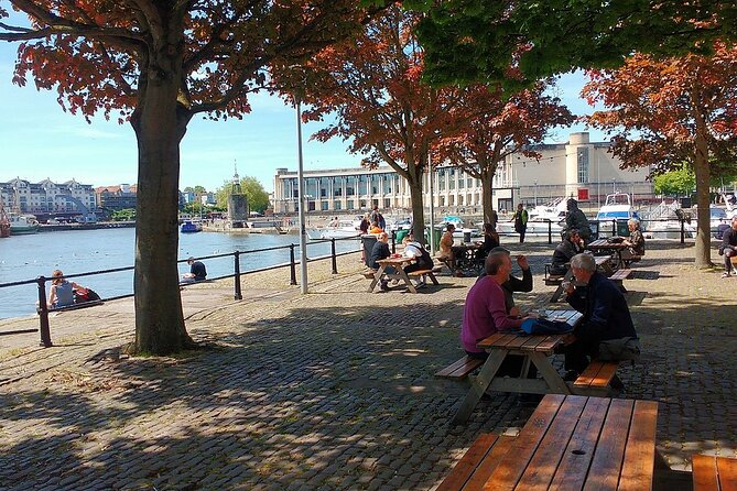 Bristol Harbourside Self-Guided Walking Tour - King Street, Queen Square, and Welsh Back