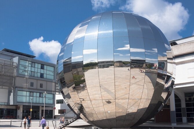 Bristol Quest: Self Guided City Walk & Immersive Treasure Hunt - Old streets, pirates, and a gruesome doorway