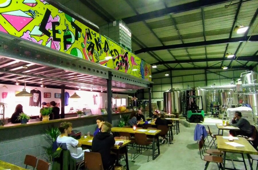 Bristol: Self-Guided Craft Beer Tour with Optional Tasting - The railway-arch brewpub is your first practical stop