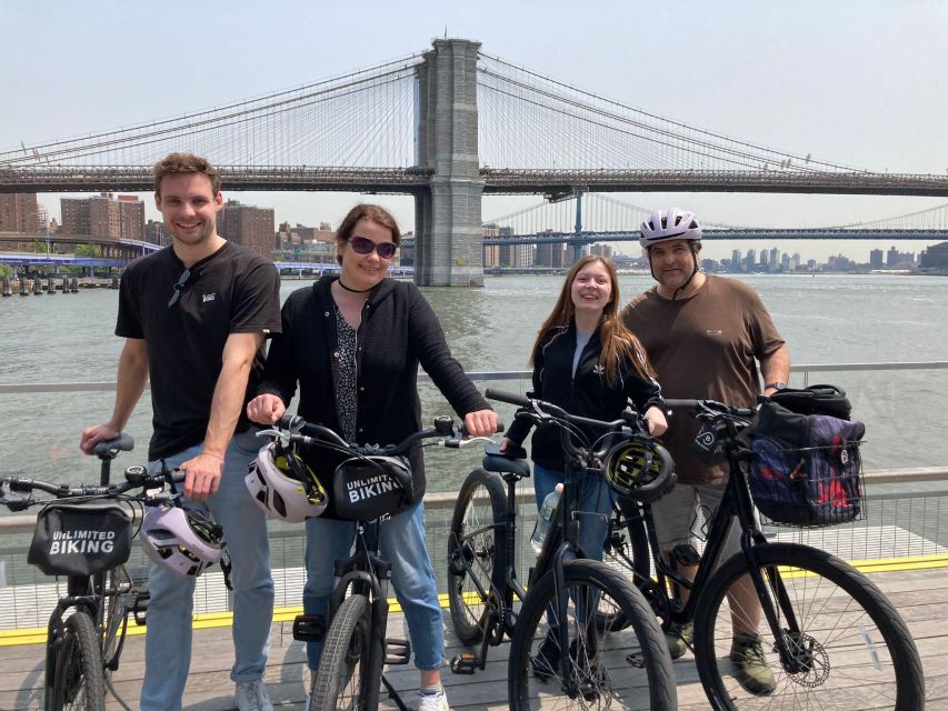 Brooklyn Bridge Self-guided Bike Tour App - Audio + Written - Starting near the Woolworth Building