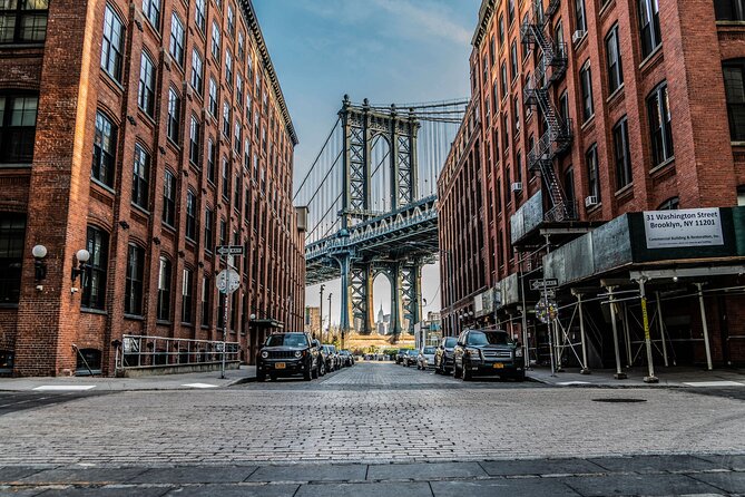 Brooklyn Heights and DUMBO Self-Guided Walking Tour - St. Ann’s Warehouse makes the best photo stop