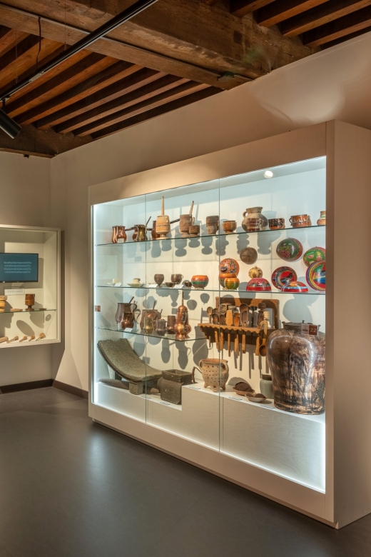 Bruges: Choco-Story Museum with Audio Guide and Tastings - What you actually taste