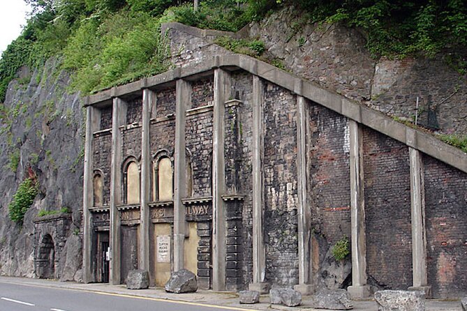 Brunel’s Bristol: A Self-Guided Tour from SS Great Britain to Clifton Bridge - How the VoiceMap format works
