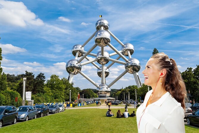 Brussels: City Walk with Audioguide in 7 Languages on your Phone - Chapel Church and the Marollen setting