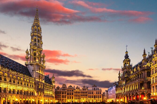 Brussels Scavenger Hunt and Highlights Self Guided Audio Tour - The cathedral and Parlamentarium