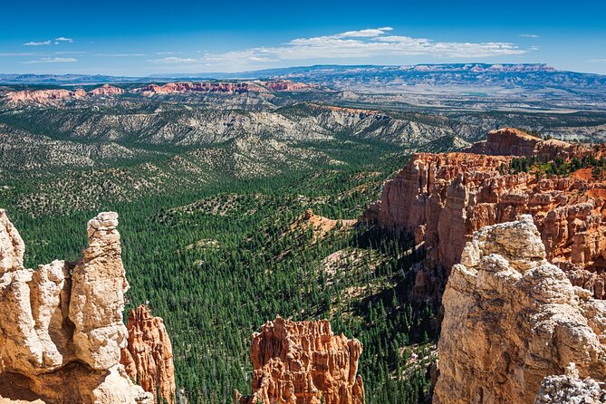 Bryce Canyon National Park Self-Guided Driving Audio Tour - Sunset Point explains how hoodoos are made