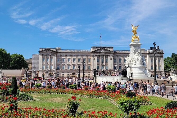 Buckingham Palace: Walking Tour with Entry & Audio Guide - St. James’s Palace and the royal quarter