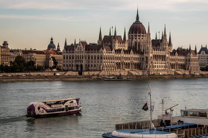 Budapest Audio Guide Cruise with Day, Sunset and Night Options - Batthyány Square and the return to the dock