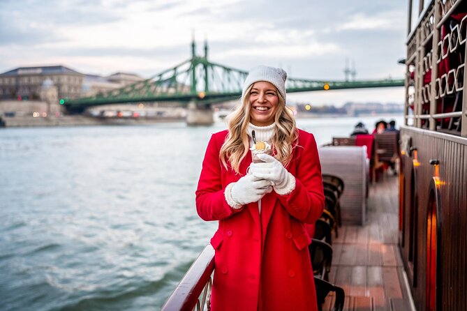 Budapest Paddle Steamer Danube Cruise with Tokaj & Audio Guide - Chain Bridge, the classic Budapest photograph