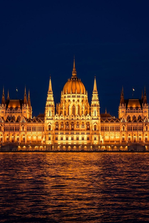 Budapest: Parliament Building Entry Ticket and Audio Guide - Check-in, security, and the first grand staircase