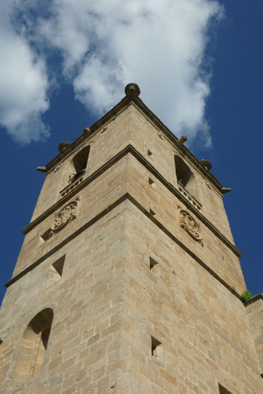 Cáceres: Concathedral of Santa Maria Ticket with Audio Guide - What you see inside the main areas