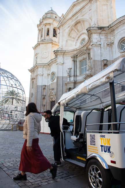 Cádiz TukTuk Tour with Audioguide - Why a TukTuk works well in Cádiz