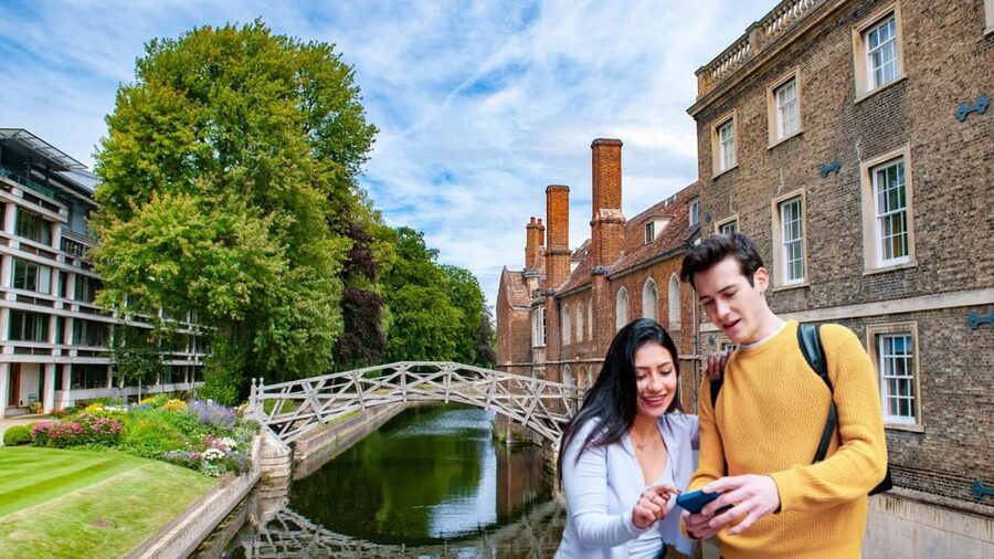 Cambridge: City Walking Tour & Exploration Game - Key points at a glance