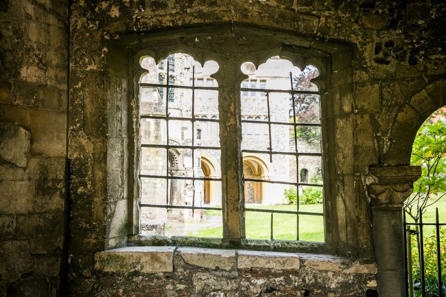 Canterbury Cathedral: Entry Ticket with Audio Guide - Practical details that affect your visit