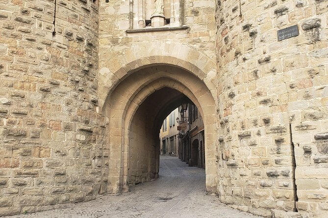 Carcassonne 's Medieval Walls: A Self-Guided Tour - Start with Lady Carcas and a useful legend